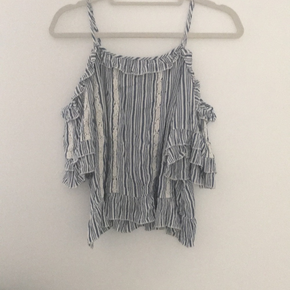 Off the shoulder Top - Picture 2 of 6